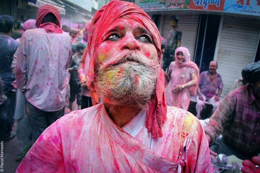 GuideDuRoutard's tweet image. Lundi prochain c'est #Holi bit.ly/2m5hlrm Merci @PascalMannaerts pour votre regard ! #HoliFestival #holicolors