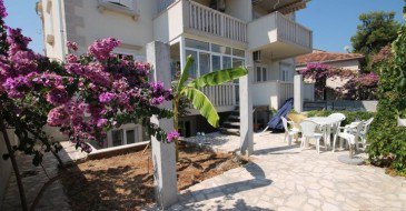 VacadaInfo's tweet photo. Nicely furnished apartment with great sea view - https://t.co/BLeLOIvHnx #Brač #Supetar #Dalmatia #Croatia https://t.co/Amoe534jFV