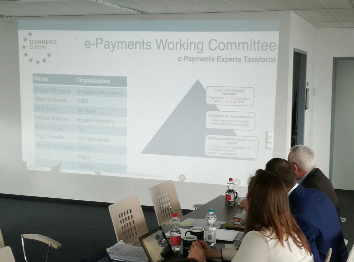 Ecommerce_EU's tweet photo. .@Robliscia launches @Ecommerce_EU #ePayments #Taskforce gathering payments experts coming from different worlds! @Haendlerbund #MembersDays https://t.co/fUrxZXoCUG