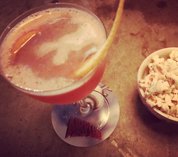 karlacompany's tweet photo. This place is fantastic! @ClarendonCellar Airplane cocktail made with @BoldSpiritsCo https://t.co/BgHtrId4YB
