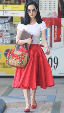 Don't you love Dita's casual look? We do!!
#ditavonteese #pinup #poodleskirt #love