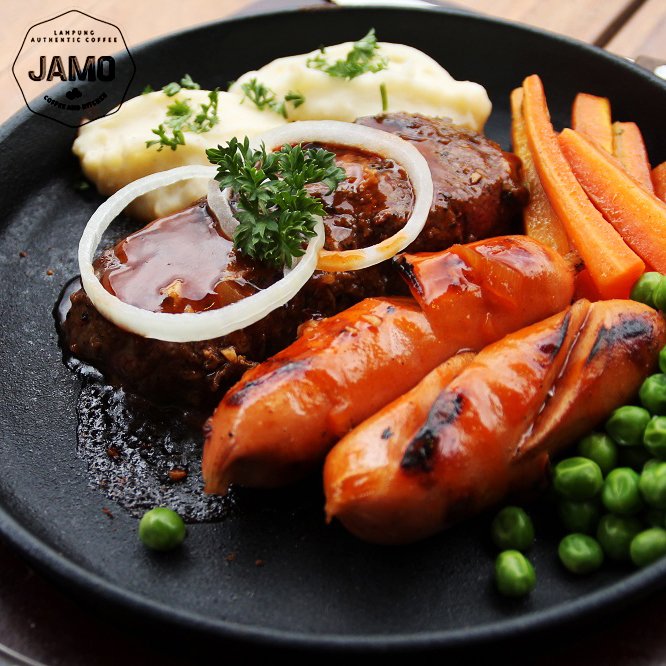 Selamat makan siang kiyay dan atu 🙌.