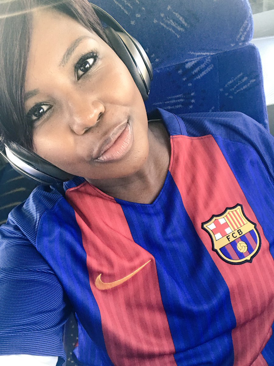 SimplyCarol8's tweet photo. Great morning family!!!! #ForcaBarca ✌🏾✌🏾 @FCBarcelona 💫💫 https://t.co/o75H0zqIPZ