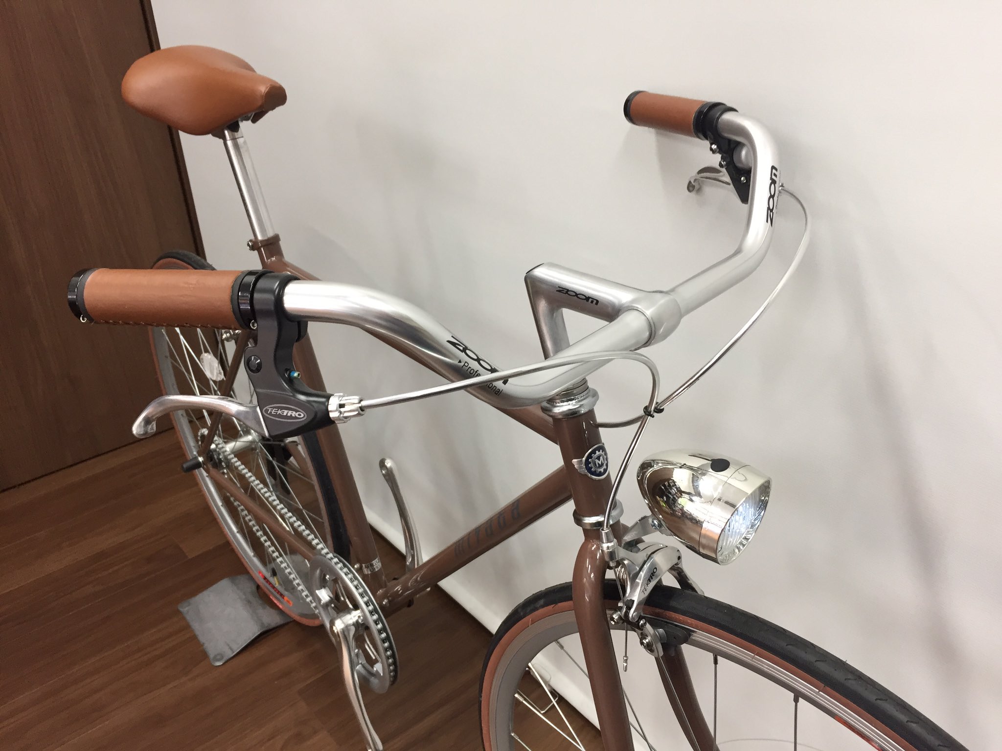 サイクルショップカンザキ菅原本店 בטוויטר ミヤタは試乗車だけでなく特価品もありますよ このフリーダムレグはノースロードバーを採用し フロントもリアもシングルギヤのオシャレな街乗りモデル 砲弾型ライトは当店だけのオリジナル仕様です