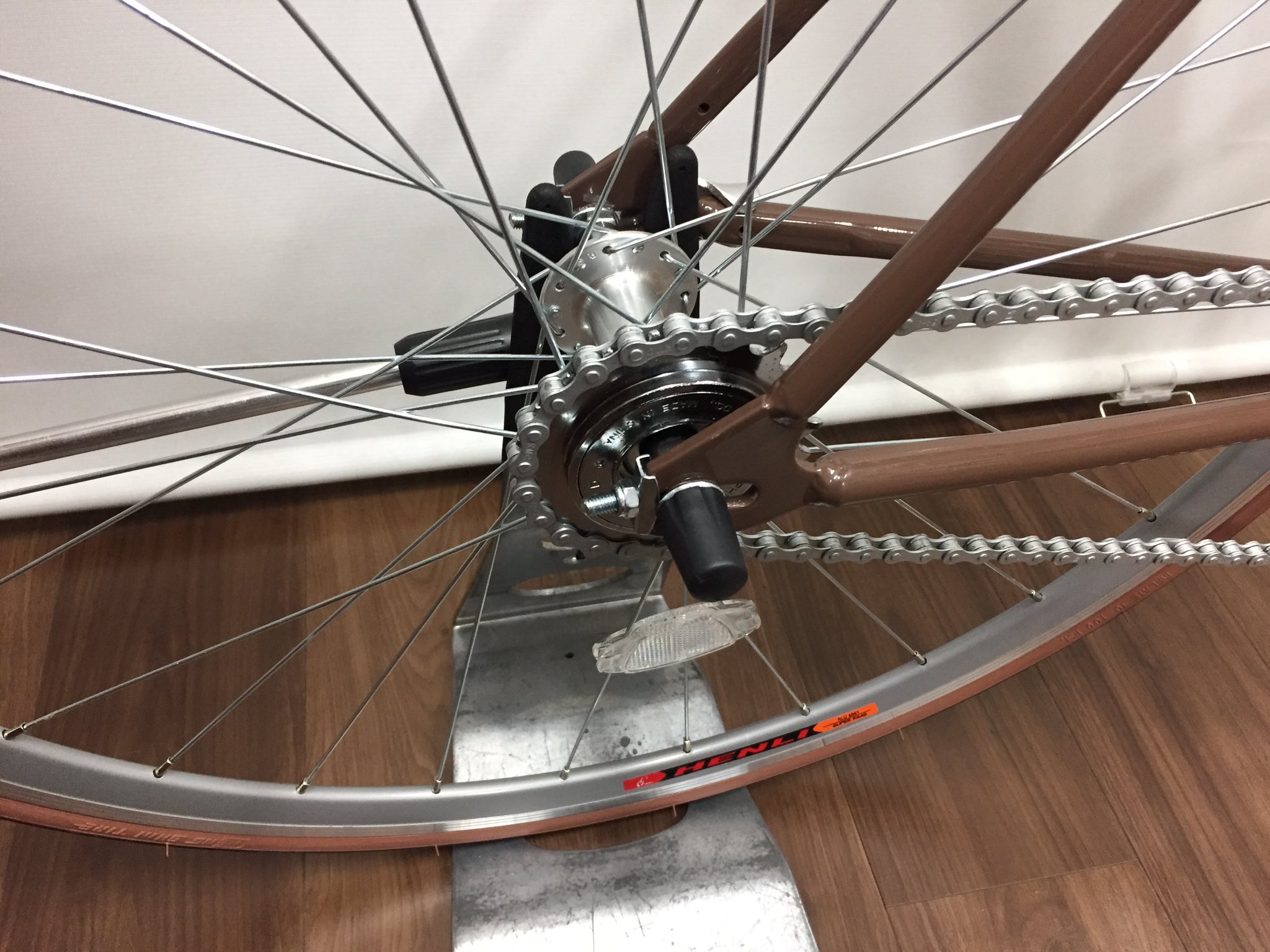 サイクルショップカンザキ菅原本店 בטוויטר ミヤタは試乗車だけでなく特価品もありますよ このフリーダムレグはノースロードバーを採用し フロントもリアもシングルギヤのオシャレな街乗りモデル 砲弾型ライトは当店だけのオリジナル仕様です T Co