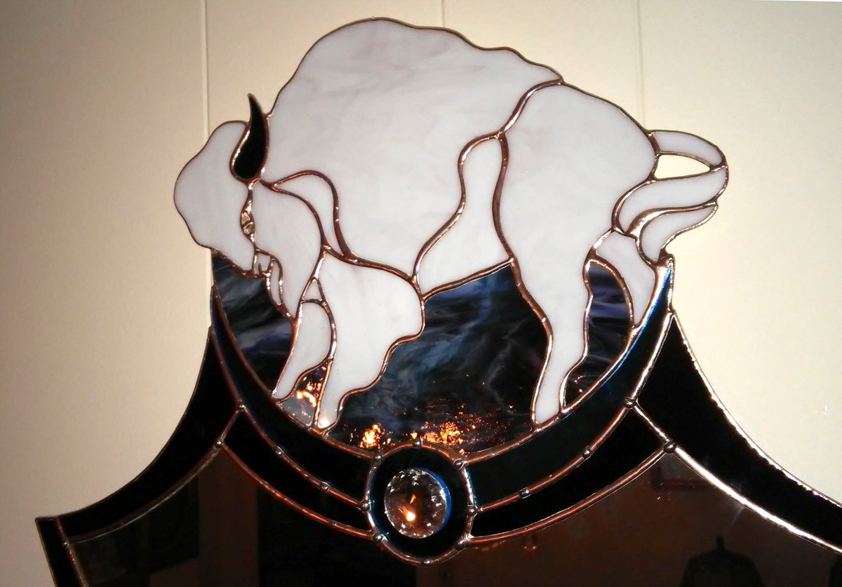 ArtGlassMagic's tweet photo. Amazing White Buffalo stained glass mirror available NOW #PotteryPlacePlus Spokane. #Wildlife #Northwest #Gift #Convention https://t.co/CVcptyrZnQ