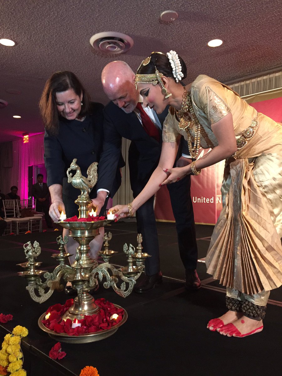 aishwarya rajinikanth twitter