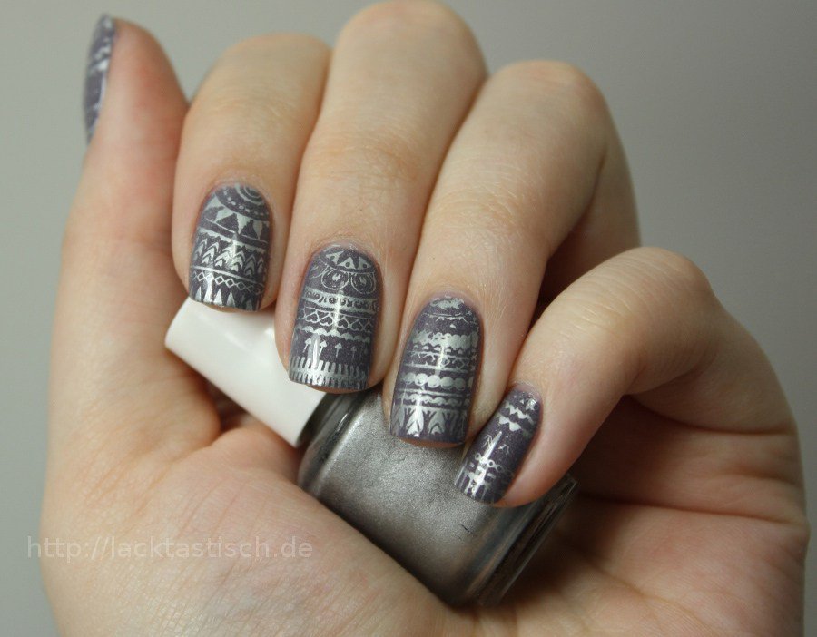 lacktastisch's tweet photo. Mandala-Stamping-Fail. https://t.co/9ABrg4QsQn https://t.co/UGhqY34IjV