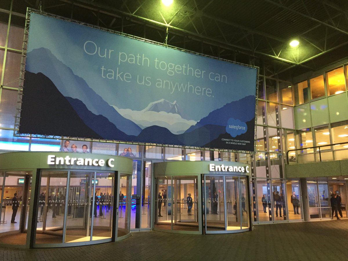 osh_solutions's tweet image. Kom ook langs op de OSH stand op de Salesforce World Tour! #salesforceworldtour @salesforce #salesforce