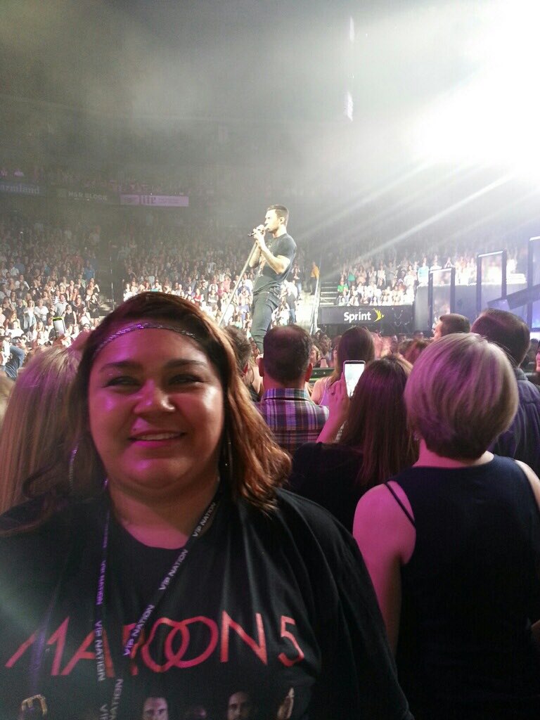 brendiis33's tweet photo. Take Me Back To Kansas City @SprintCenter #MaroonVTour #2015 #ConcertVirginNoMore #VTourMemories https://t.co/wcbIvO5WRa