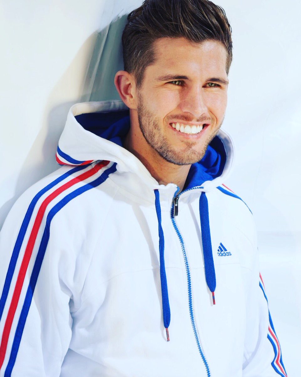 GwladysEpangue's tweet photo. Quoi que je fasse
Où que je sois
Rien ne t'efface
Je pense à toi 🙏🏿
#RNJFPTQ
#AlexisVastine https://t.co/v6vkTaVw9f