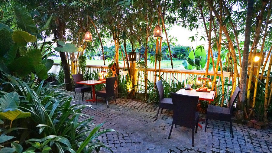 CatTuongVillas's tweet photo. Hoi An Lemongrass Homestay is set amongst the rice paddy fields of a rural village https://t.co/OShBBwgoUq #HoiAn #trip #hotel #room #rate https://t.co/tQO0r0B3t7