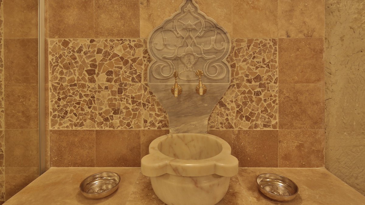 #KimizBiz miraclecavehotel.com