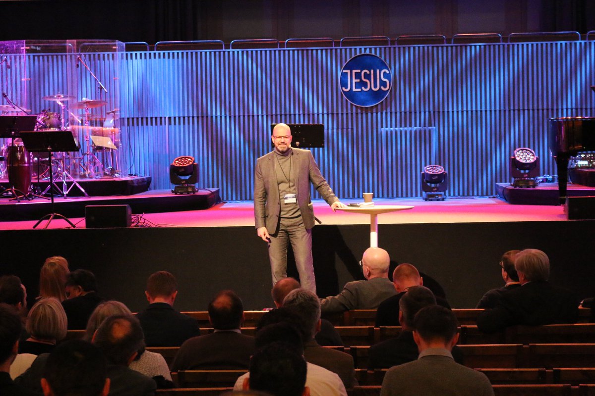 VeeraHug's tweet photo. "God is drawing masses of people w/ no christian backround to #followJesus in Europe." -N. Piensoho #PEFconference #PEM https://t.co/Gr2zdJgp9j
