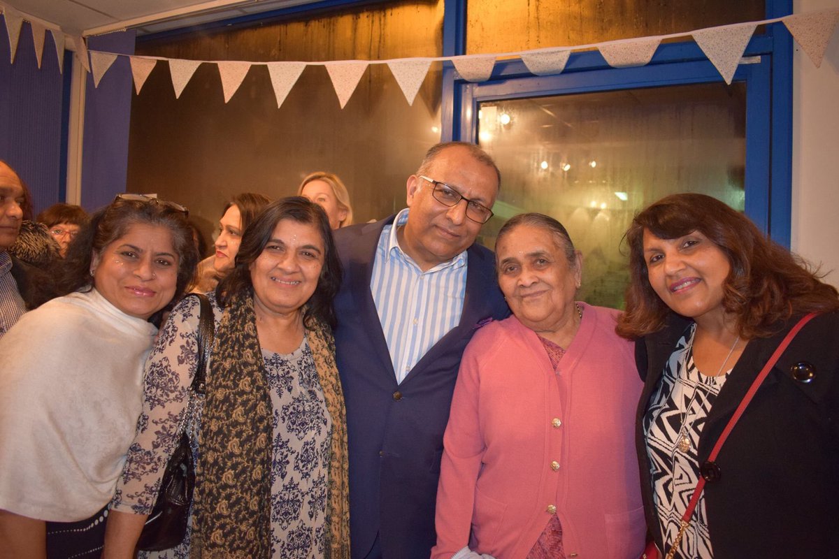 sejalsehmi's tweet photo. Team @GlobalArtsKings at @MuseumofFutures for #InternationalWomensDay2017 #BeBoldForChange @bouncetheatre https://t.co/DDsTZlbBgt