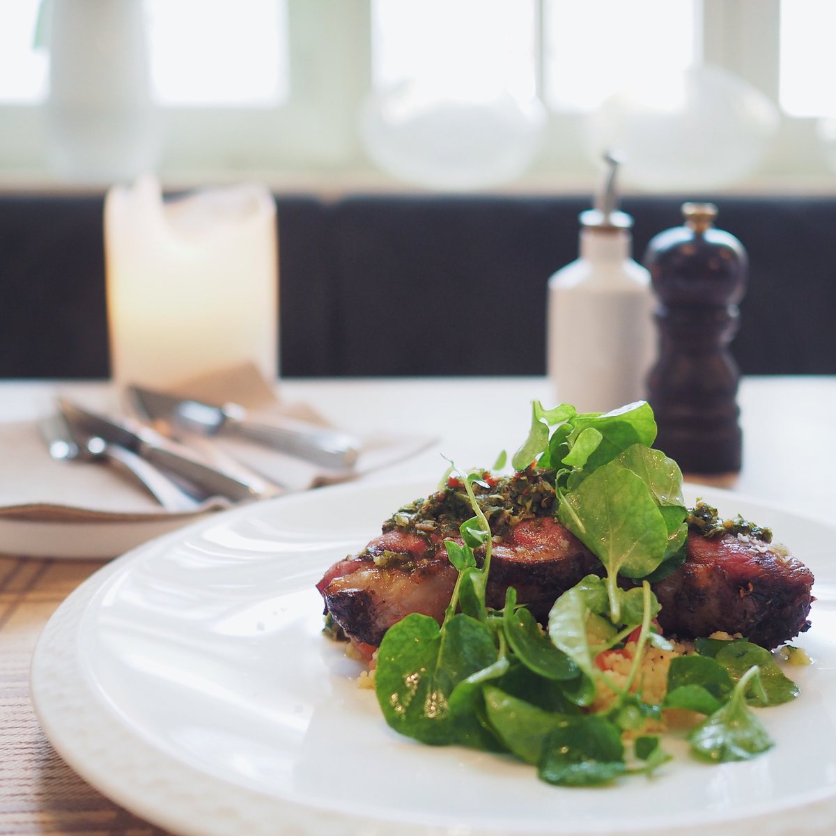 harrysding's tweet photo. Michelin star restaurant #MaisonManesse reinvents lunch. It was light, fun &amp; worth the visit! https://t.co/16ficB0ndg #visitzuruch https://t.co/rytWzrjZNj
