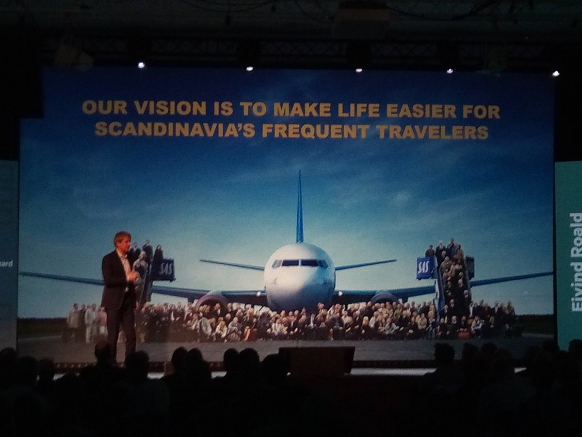 TheStigIAm's tweet photo. Visdomsord fra @HPE_Norge gamle sjef @SAS Eivind: "gjør livet enklere for dine viktigste kunder". Mye å lære her. #HPEDiscover https://t.co/bI35JDkqVG