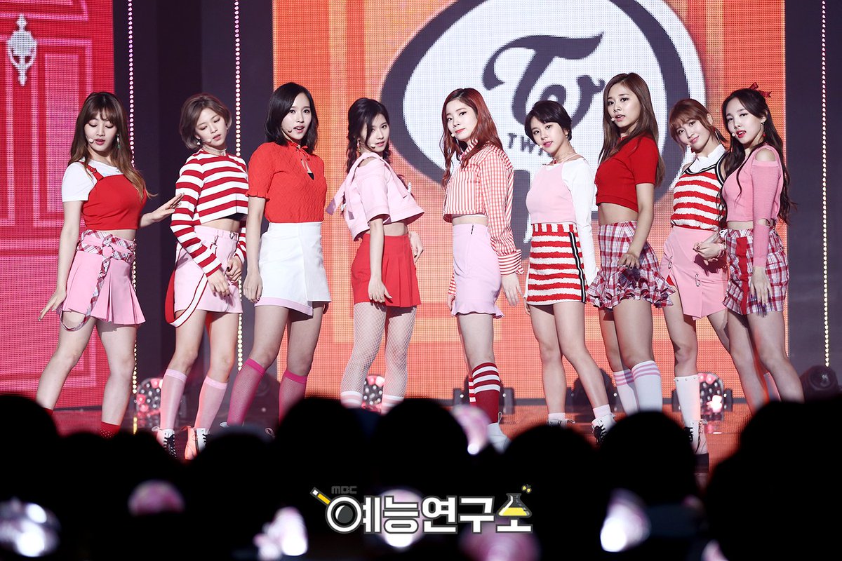 Tzuyu World Pic Mbc Show Music Core Knock Knock 2 T Co Ywaa7blnaq Tzuyu 쯔위 子瑜 ツウィ Twice 트와이스