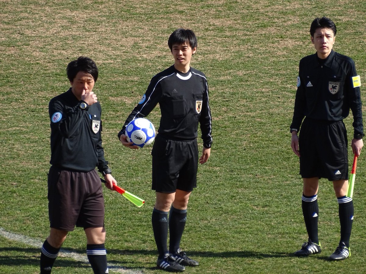 やくと しゃち 忘れかけてた誰得 デンソーカップチャレンジサッカー刈谷大会 決勝戦 全日本vs関東a 主審 小出貴彦 副審 影山大祐 奈良茂樹 四審 深谷聡一 レフェリーカレッジ出身の長野の１級主審 小出氏 影山氏は愛知県協会 奈良氏 深谷氏は学生審判