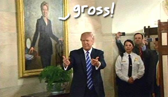Rslnldrch's tweet photo. Right In Front Of Hillary Clinton Portrait! https://t.co/ypWKEruFLI https://t.co/8HtmL9Opy5