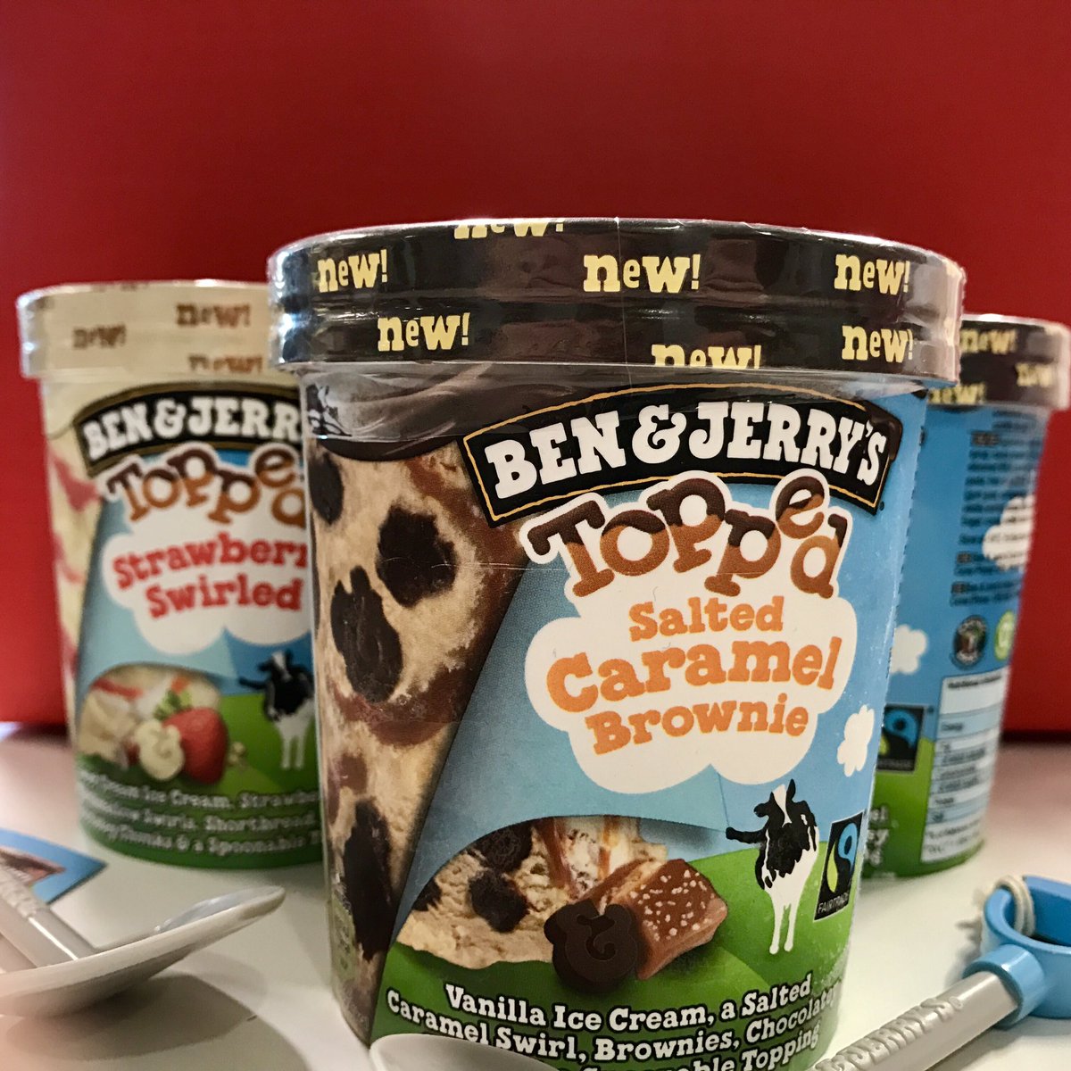 heatworld's tweet photo. Sun's out ☀️ Grab yourself a little shovel and 'ave some @benandjerrysUK ice cream 🍦🍦🍦 https://t.co/YTAlYRp9TJ