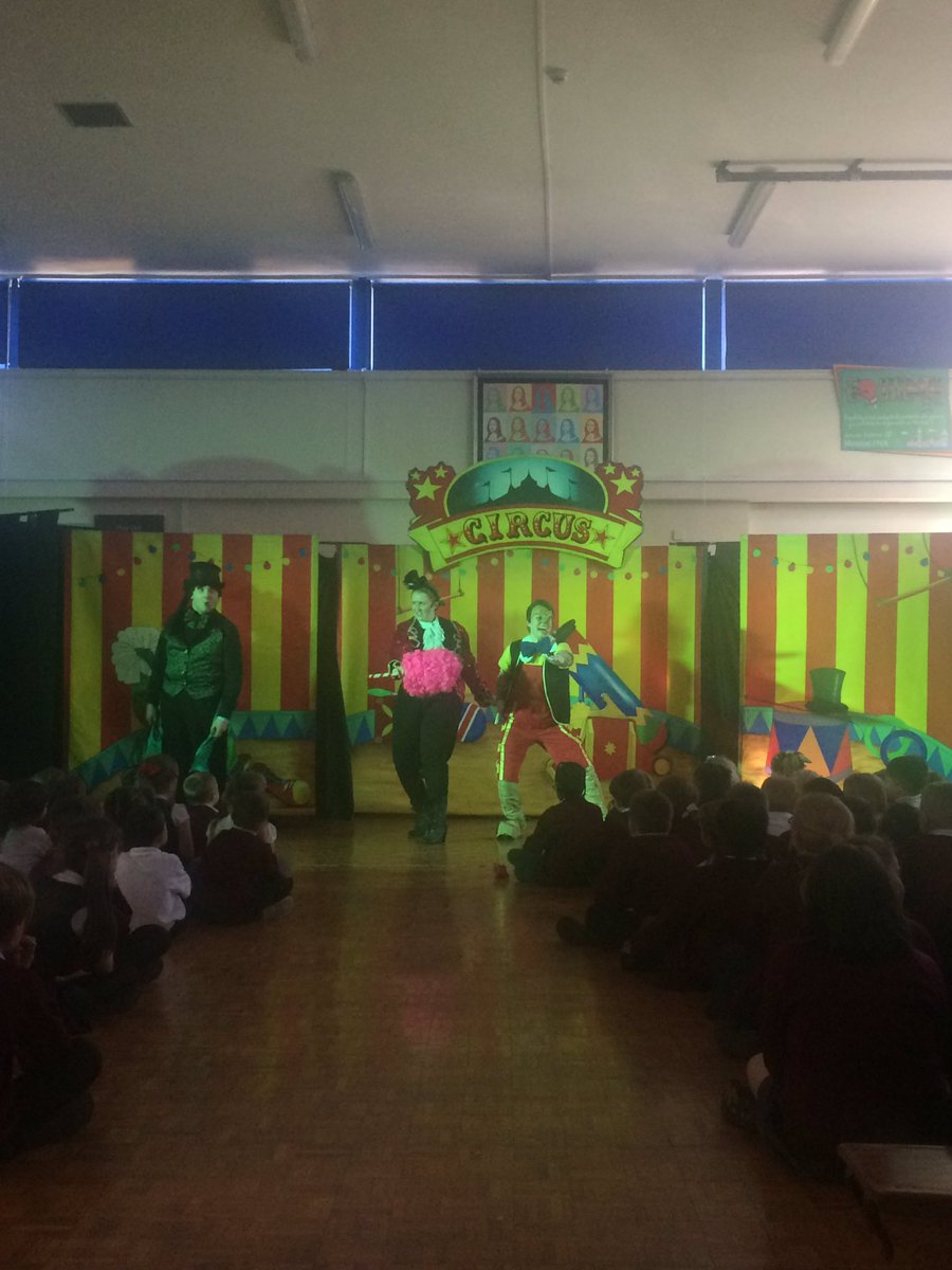 moorcroft_head's tweet photo. Uh oh, he's gone to the circus instead... #Pinocchio @MandMTheatrical #MoorcroftWood #enrichment https://t.co/VvRpoLbkYT