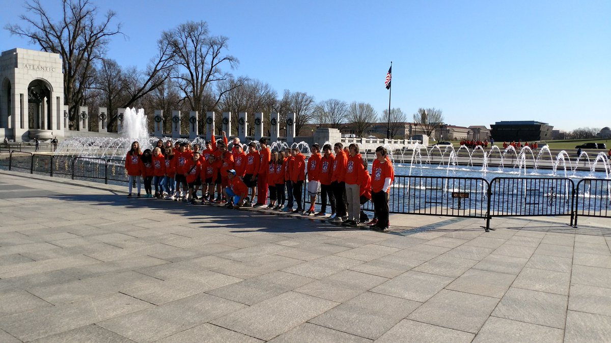 Bus 3 at The WWII Memorial @dcmavs2017 #dcmavs2017