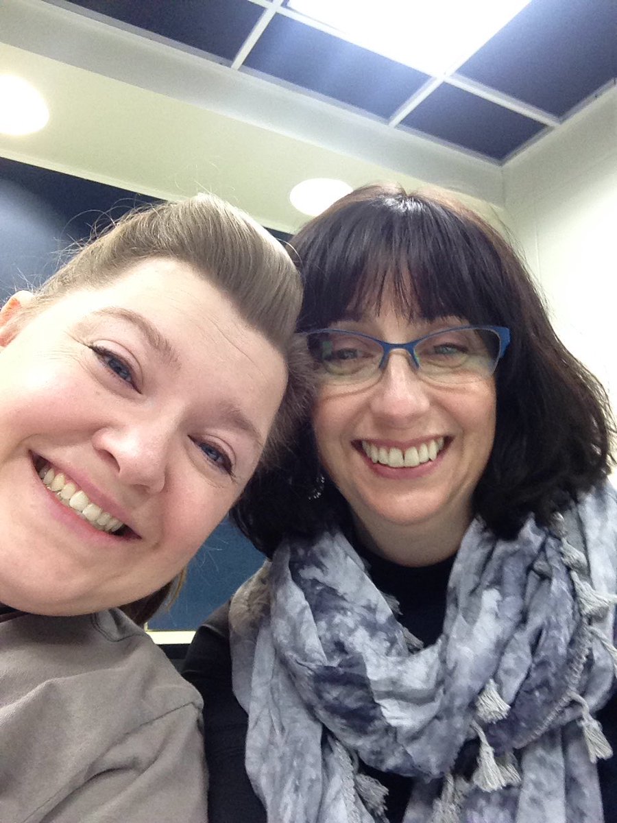 MrsWasserman5's tweet photo. Feeling the love at team leader with Leah! #62learns #62 CU #62movingforward https://t.co/97BVwZVt2y