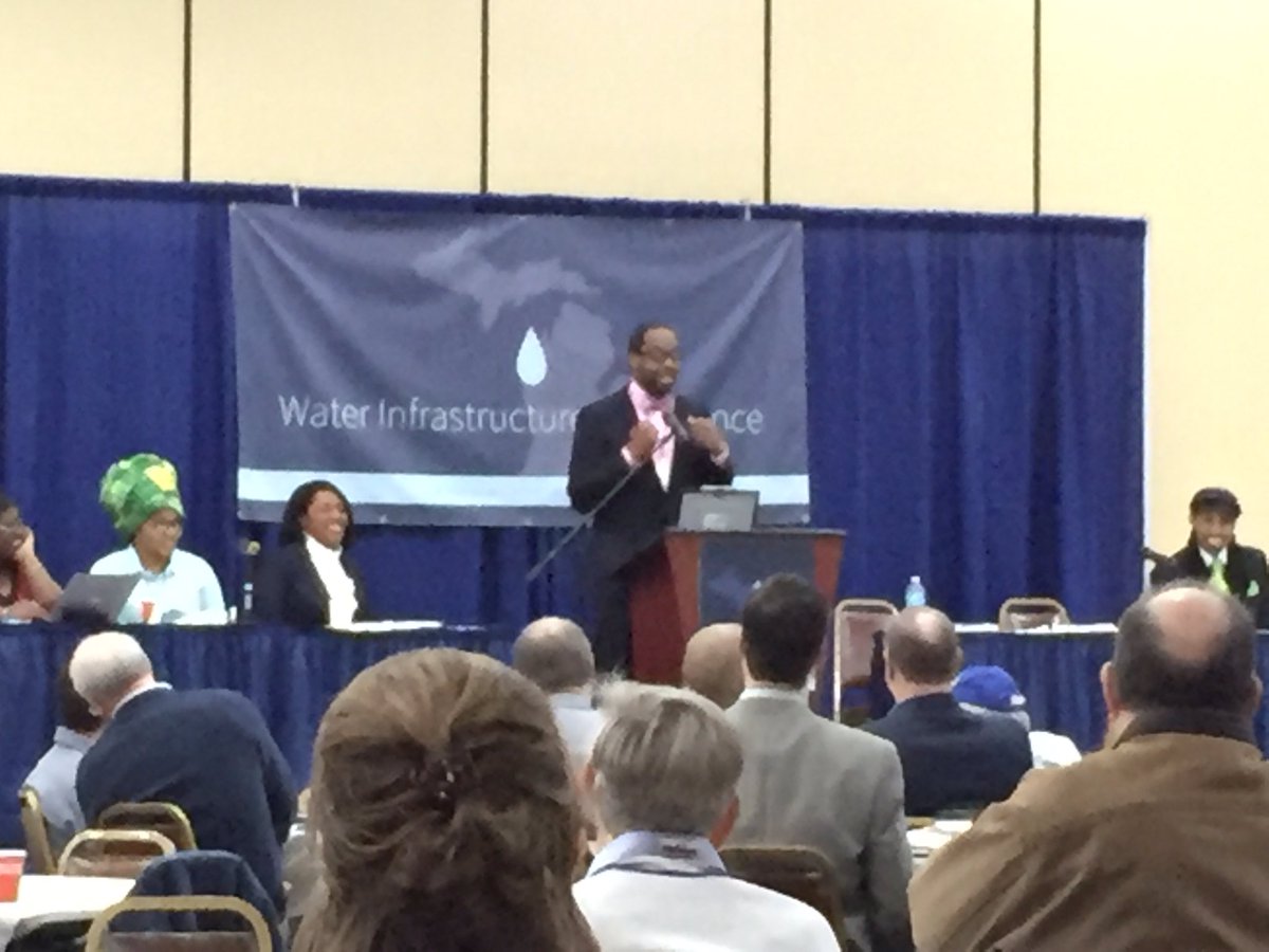 MichiganEGLE's tweet photo. "Systems we use to solve problems don't use all available expertise, including local residents," Cecil Corbin-Mark. #MiInfrastructure https://t.co/rJBrKZuFkL