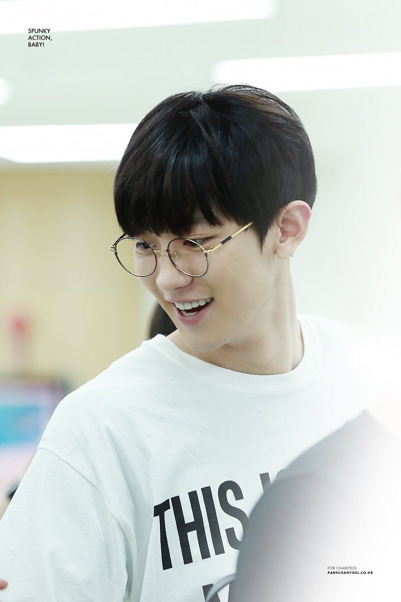 dididiayep's tweet photo. น้องเล็ก พี่เล็ก พี่รอง พี่ใหญ่ https://t.co/8diVHeTEi1