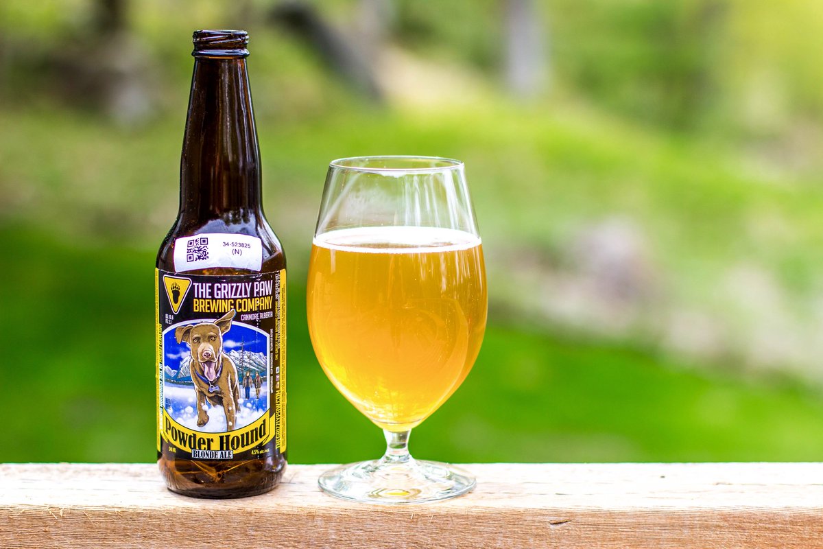 CdnBrewAwards's tweet photo. @TheGrizzlyPaw won #gold at #cbas2016 with Powder Hound! Entry deadline for #CBA2017 is THIS Friday! Enter at https://t.co/LCAwrqY2fS https://t.co/uELZj5F7Zx