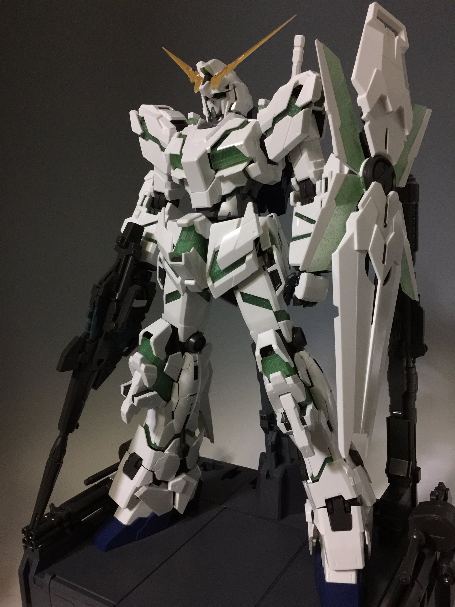 PG 1/60 ユニコーンガンダム ルミナスクリア セブンイレブンカラー 1円