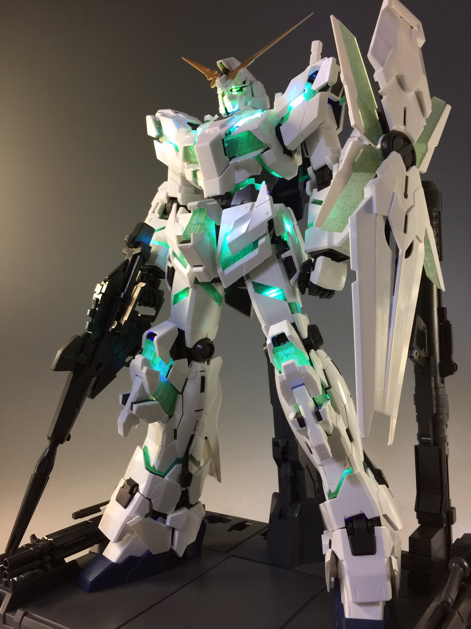 1/60ユニコーンガンダムルミナスクリアセブンイレブンカラー