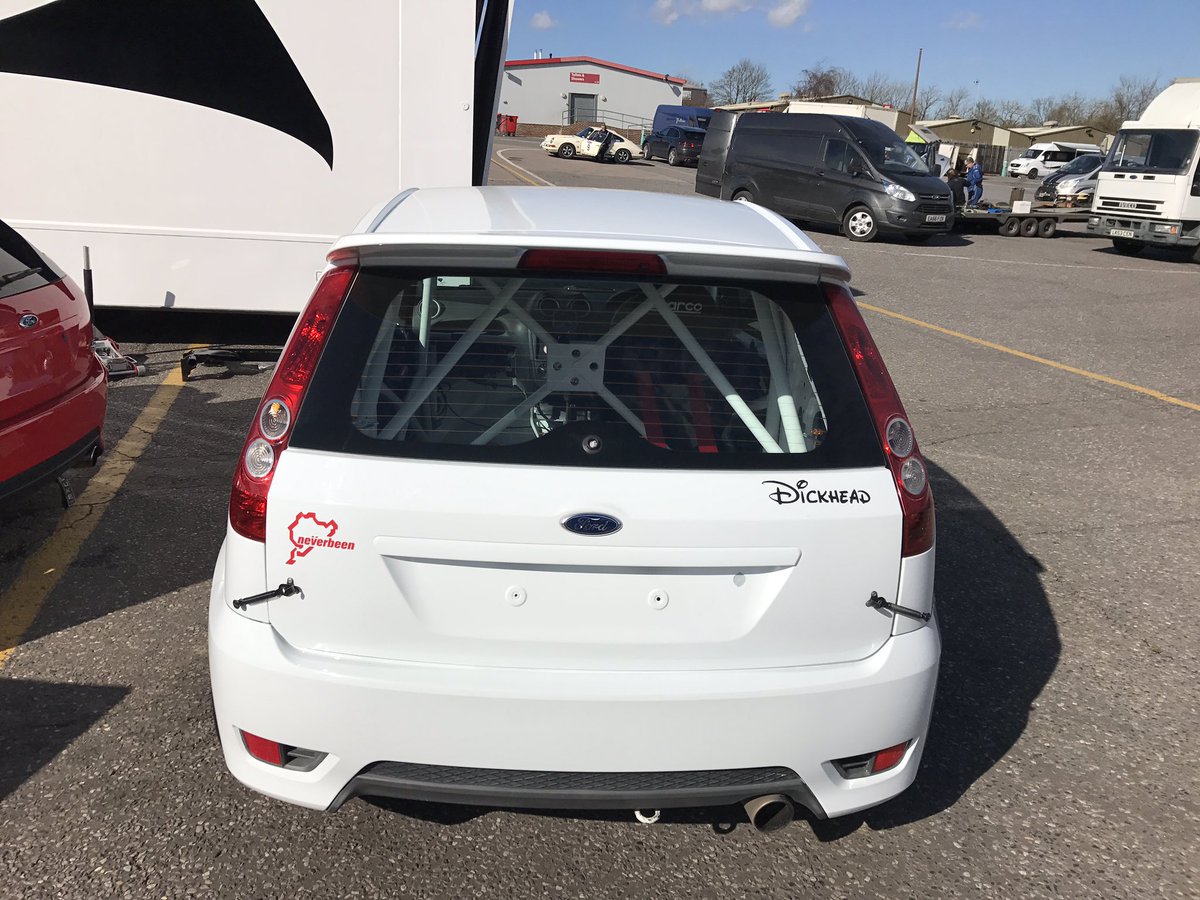 PaulONeill29's tweet photo. @Sam_Watkins_24 and his brother with lovely stickers on their cars 😳 https://t.co/OLvrbLysRR