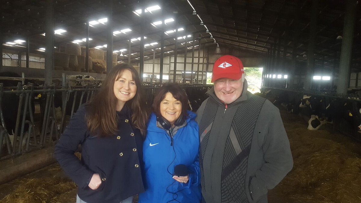 RTECountryWide's tweet image. From Irish Women's Soccer star to Chocolate Milk, @MarieCurtin Dad Sean w/ @BrendaDonohue @TempleDairy  #keithearls more Sat 8am @RTERadio1