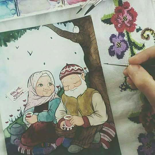 قال يوسف﴿والشمس والقمر رأيتهم لي ساجدين
الأب: قمر
والأم: شمس
والحياة بدونهما ظلامٌ حالك.
وعليك بعد موتهما أن تُضيء الظلام بمصابيح برِّهما