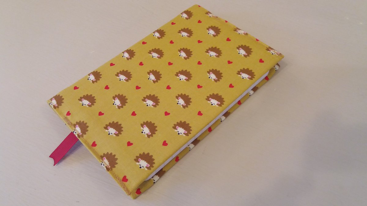 BookAndCover1's tweet photo. Spring hedgehogs! A new little notebook x https://t.co/MKllDXdGXN #etsy #etsyshop #spring #handmade #Craftbuzz #notebook #hedgehog #writing https://t.co/qvqhjiJmC4