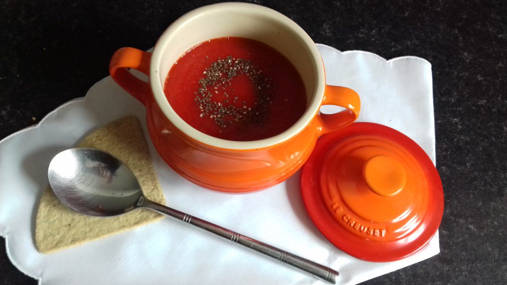 energyeating's tweet photo. Beetroot and Carrot Soup https://t.co/5OggllV3I9 https://t.co/tFXzRCjDDA