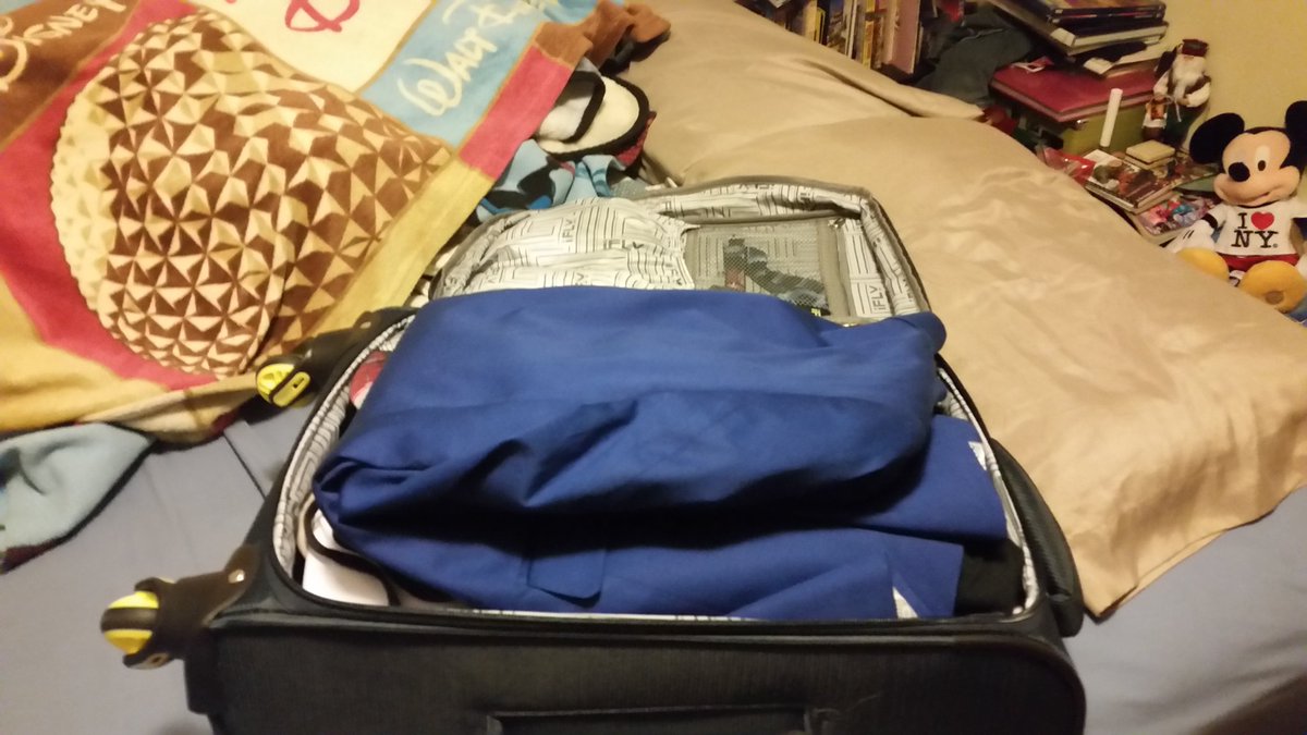 hayden_molokach's tweet photo. I am packed ready to go to dreamers Academy #SMC7 https://t.co/eDKRAHWymT