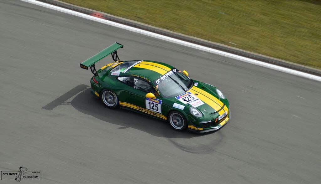 CylinderPics's tweet photo. Das warten hat bald ein ende,#motorsportfreunde
Ende märz ist die #vln wieder zurück#porsche #audi #mercedes https://t.co/JOlH00G9BP