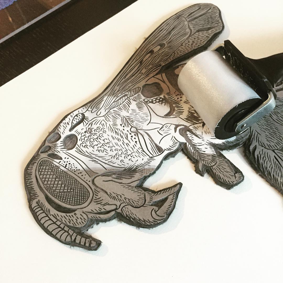 ArtyInc's tweet photo. Some wonderfully detailed carving skills shown here by lino cut artist @keriandrewsprintmaker (Instagram) #art #printmaking #hand https://t.co/5f8F4gh15X