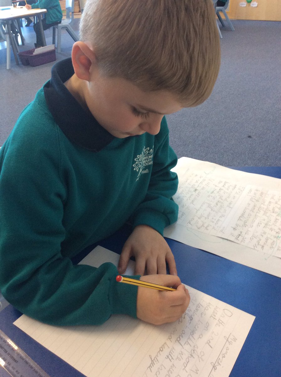 staynorHprimary's tweet photo. Deep in thought. Team Ouse have worked so hard this week whilst writing their recounts. Plan, write, edit and write. #masterywriting https://t.co/hzbEMcApbf