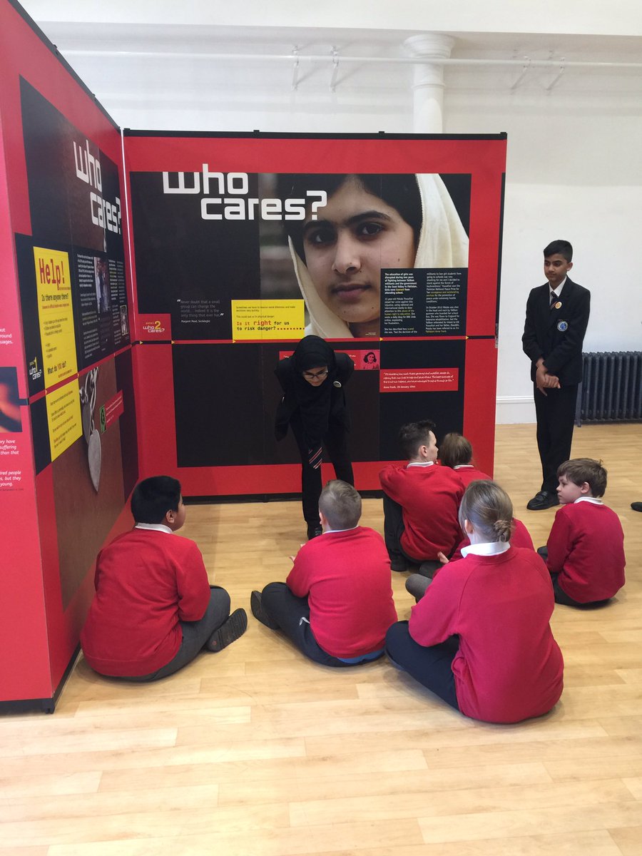 shaznazleekhan's tweet photo. And it all begins... @GrangeTech loving the interaction, questions... well done Ambassadors ♥️#weAREgrange @1CohesionBfd https://t.co/DYIVnazcfR