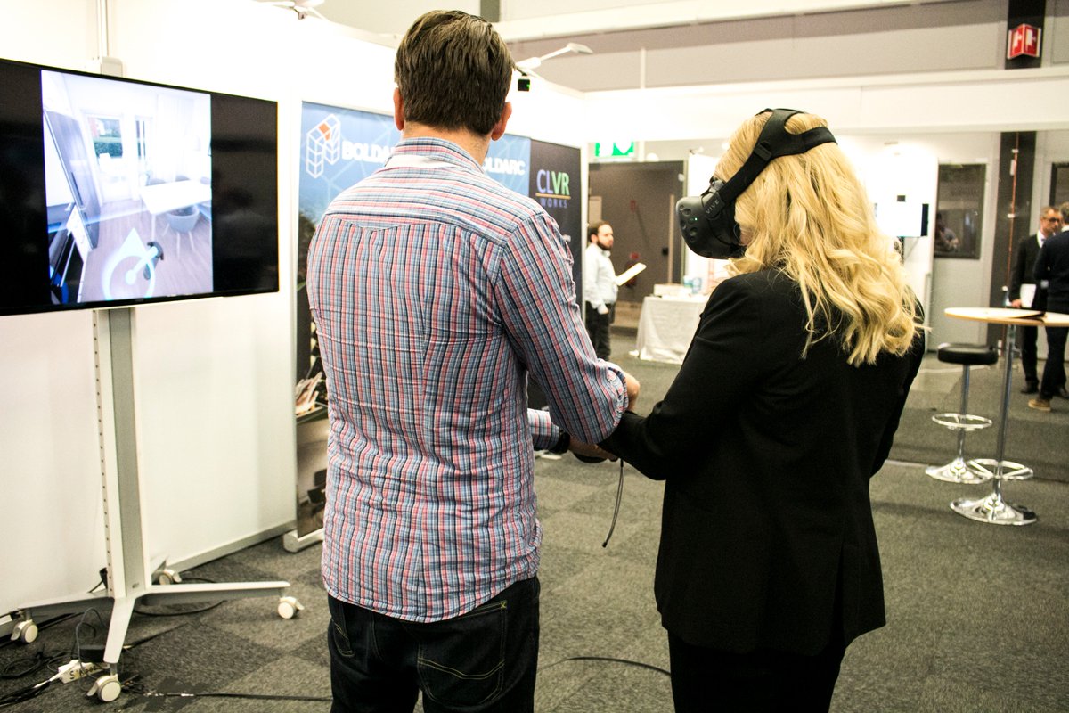 Advanced_2017's tweet photo. In CLVR Works booth you could test their VR glasses and experience a whole new world! #aegbg https://t.co/chVd6DGCgQ