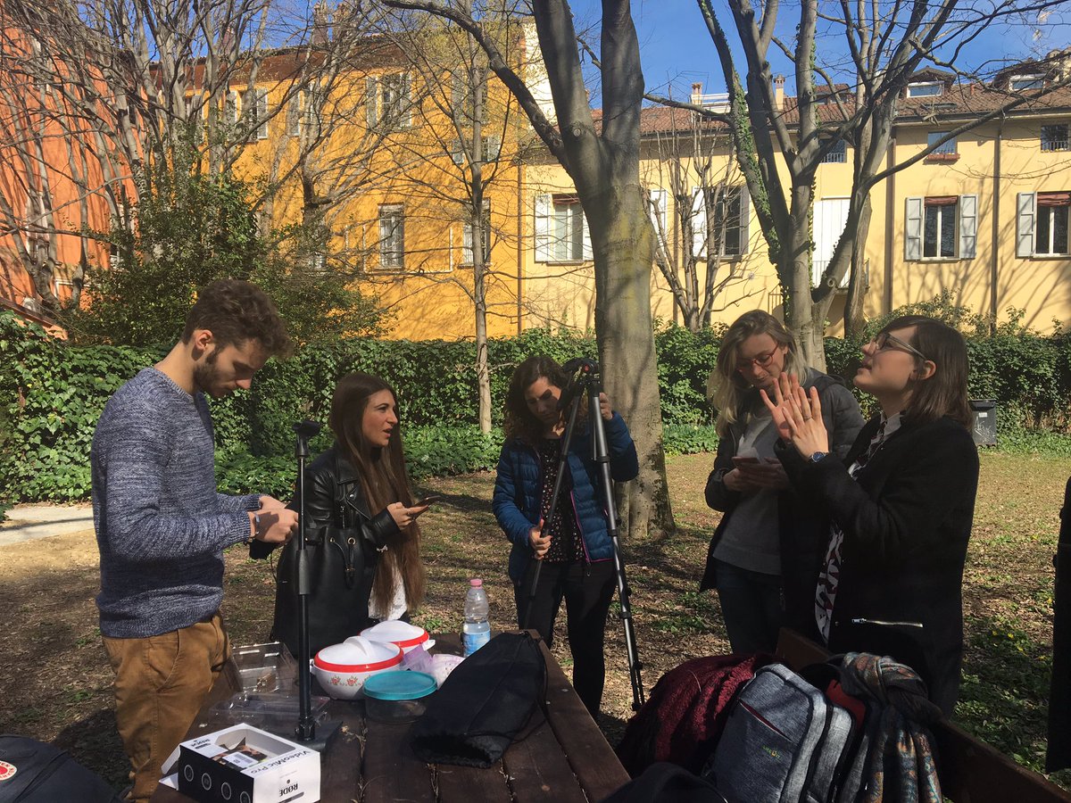 compassunibo's tweet photo. Pronti per il primo ciak! Al lavoro sul nuovo video di presentazione della nostra LM...Stay tuned! https://t.co/UPxcStA2TU