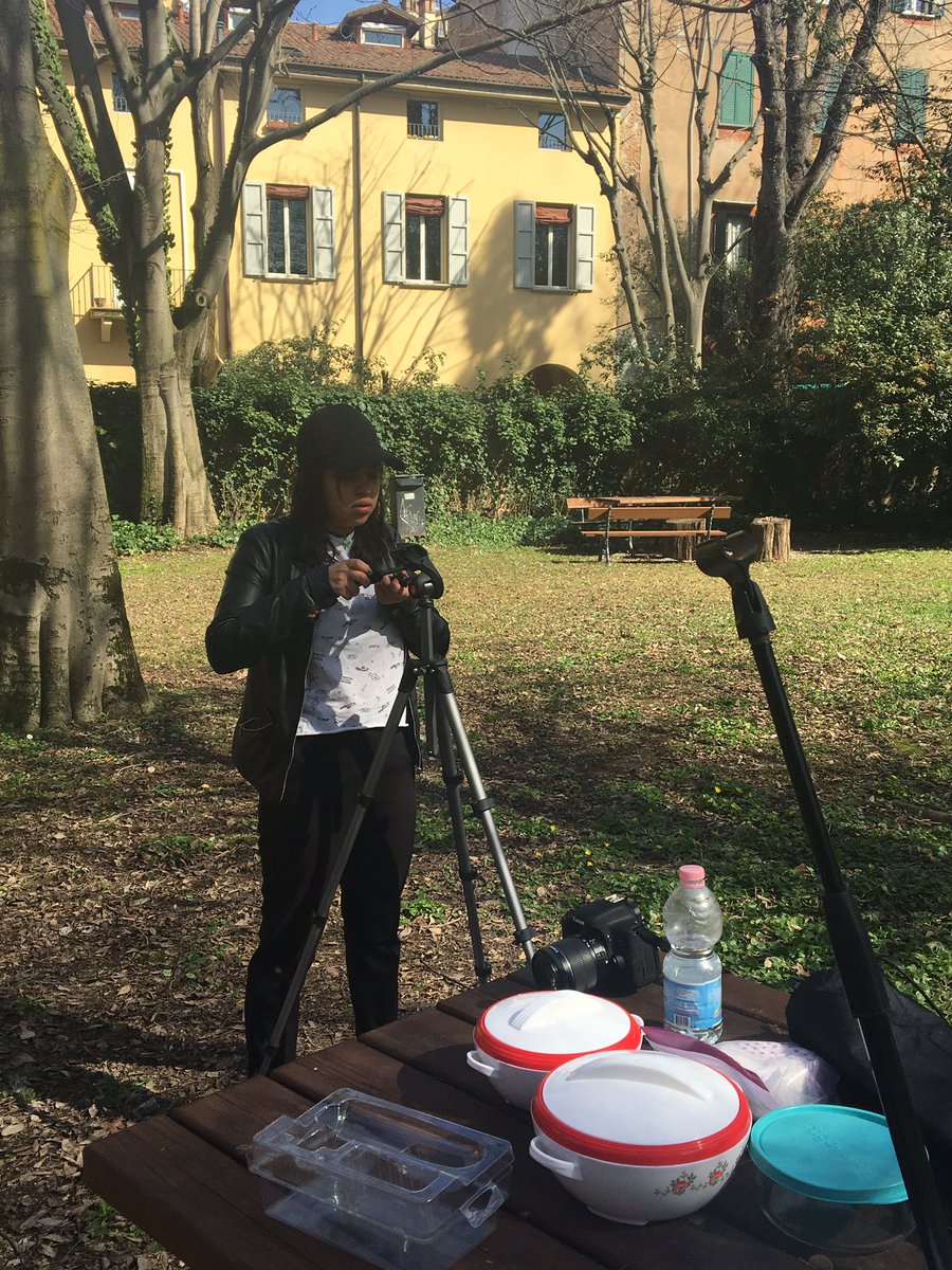 compassunibo's tweet photo. Pronti per il primo ciak! Al lavoro sul nuovo video di presentazione della nostra LM...Stay tuned! https://t.co/UPxcStA2TU