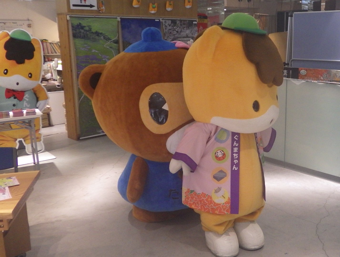 公式 ぽんちゃん 群馬県館林市 ぐんまちゃんが 上毛かるた 紹介動画で ふ 分福茶釜の茂林寺 を紹介してくれたぽん 見てみてぽん 動画はこちら T Co Pt5svneu6s ぐんまちゃん ゆるキャラ 上毛かるた 分福茶釜 茂林寺 群馬県 館林