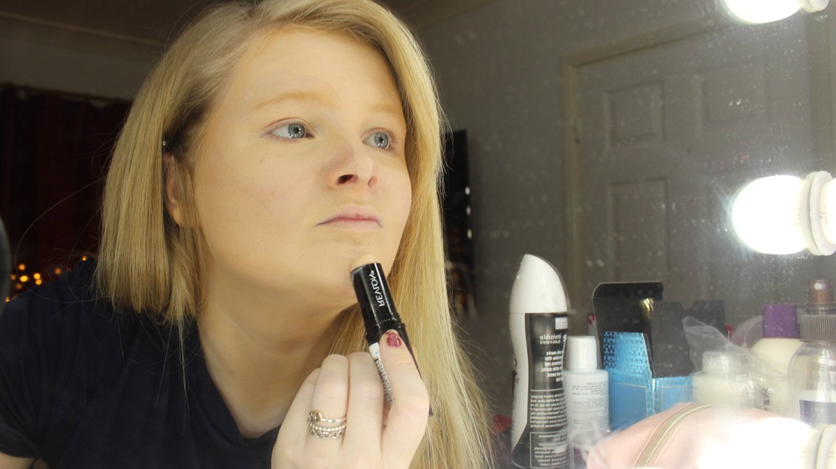 FrontLineBeauti's tweet image. I actually love blogging :)

 #blogger #blog #beauty #beautyblogger #blonde