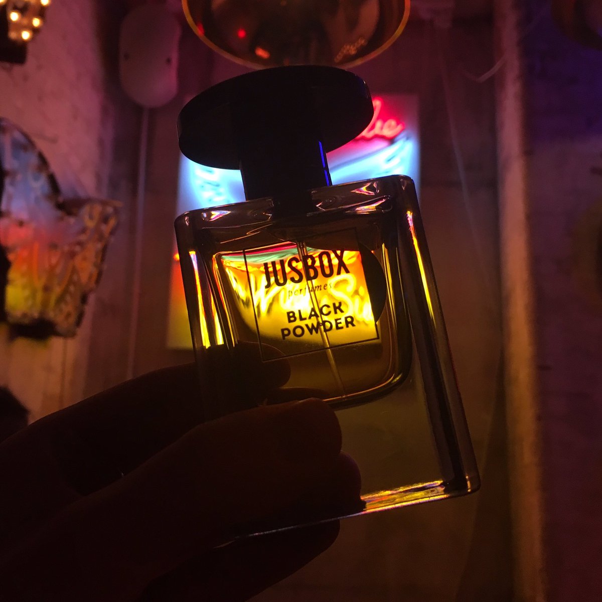 Today we previewed an exciting new <a href="/Jusbox_perfumes/">Jusbox Perfumes</a> fragrance at <a href="/lightsofsoho/">lightsofsoho</a>, inspired by grunge music of the early 90s. #jusbox #scent