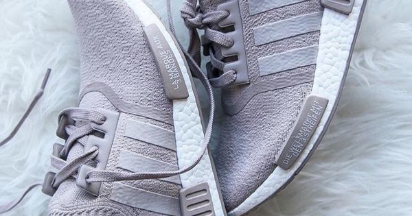 SkyDayTrading's tweet photo. Women's Fashion: https://t.co/uWKFG3Tq2o Adidas NMD-R1 Primeknit Vapour Grey / Beige. June2016. #BEBrand #Newcifer… https://t.co/Wi3hchJYjf